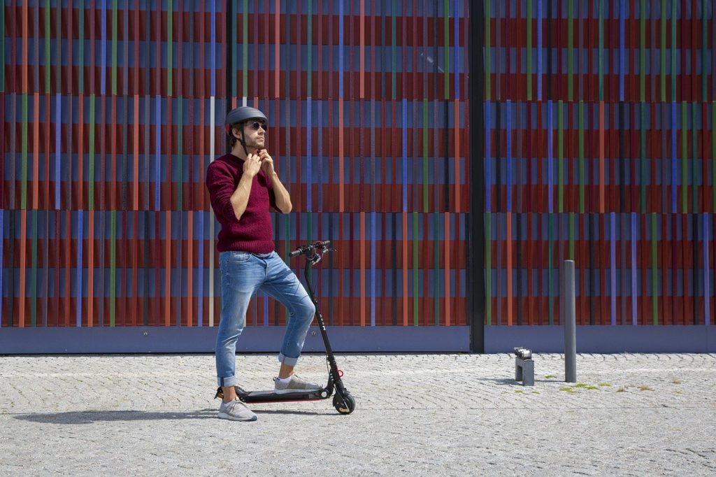 Tour E-Scooter